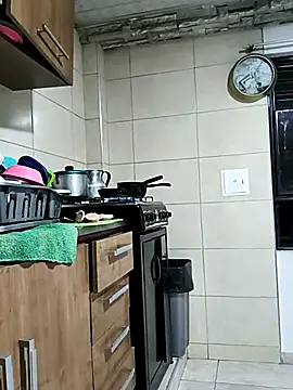 Tefannyy  online show from February 2026 10:12:01 AM