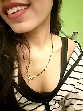 EACH 555 online show from December 2025 12:31:01 PM