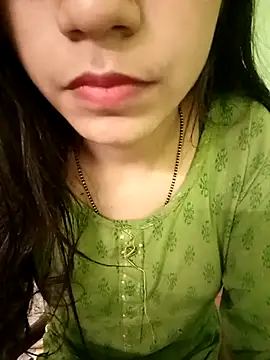 EACH 555 online show from December 2025 06:18:02 AM