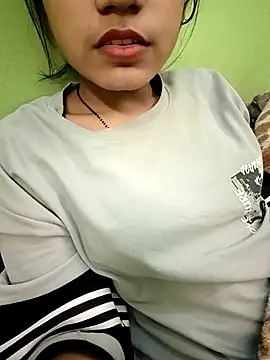 EACH 555 online show from December 2025 05:21:02 AM