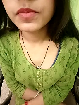 EACH 555 online show from December 2025 09:09:02 PM