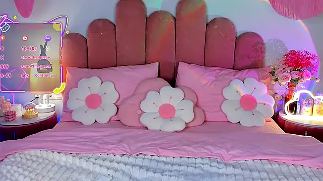 GiaCale online show from November 2025 02:53:01 PM