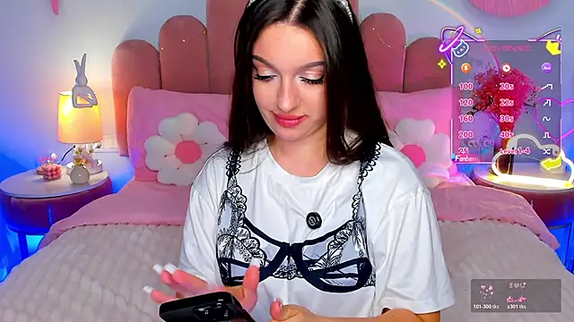 GiaCale online show from November 2025 01:26:02 PM