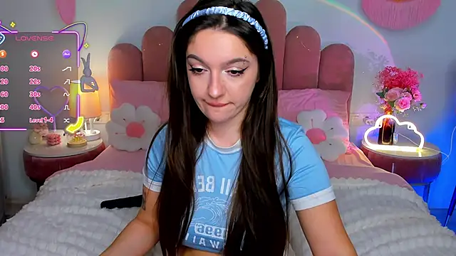 GiaCale online show from November 2025 01:26:01 PM