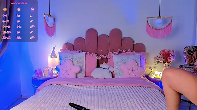 GiaCale online show from April 2026 12:21:02 PM