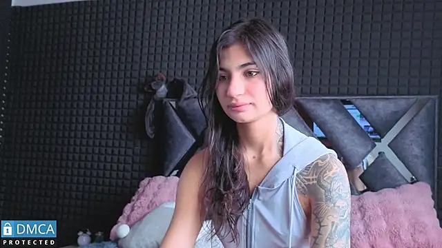 SolBeaumont1 online show from November 2025 07:30:02 PM