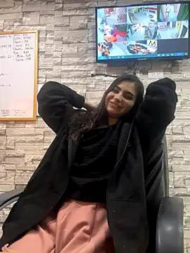Snapshot of SolBeaumont1 chatting on September 2025 01:00:01 PM SolBeaumont1 online show from September 2025 01:00:01 PM