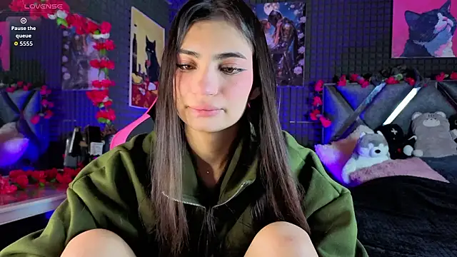 SolBeaumont1 online show from March 2026 07:28:01 PM