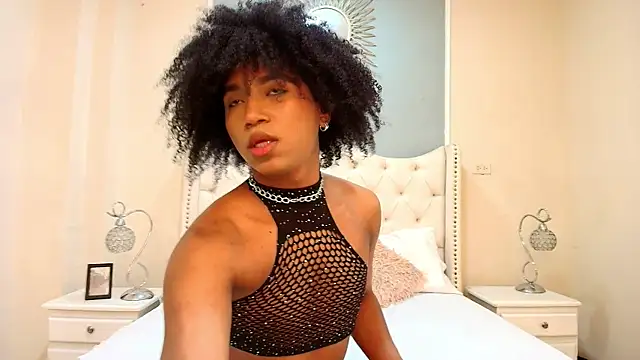 Ambar Collingg online show from March 2025 01:57:02 PM