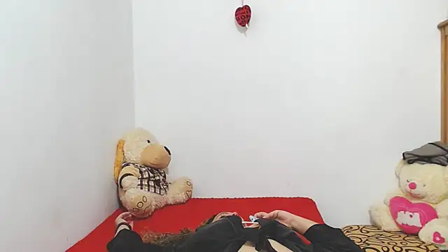 ariellth online show from November 2025 04:33:01 PM