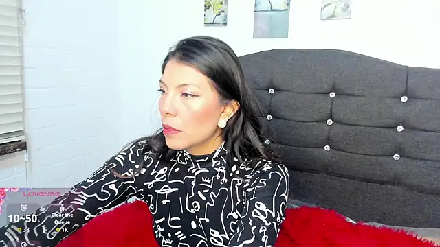 Selenakyle92  online show from July 2026 09:23:01 PM