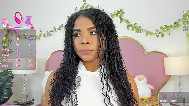 Snapshot of NahiaraReina chatting on October 2025 01:34:01 PM NahiaraReina online show from October 2025 01:34:01 PM