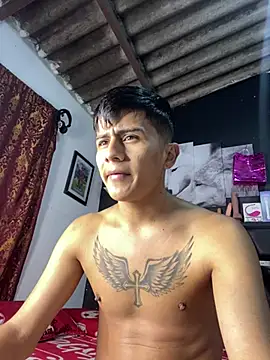 Snapshot of The__Rodriguez chatting on March 2025 04:41:02 AM The Rodriguez online show from March 2025 04:41:02 AM