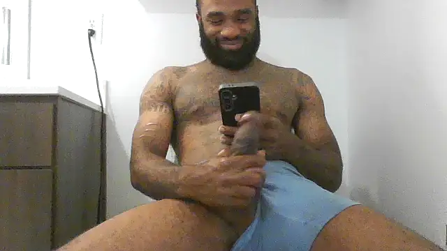 GoodGirlLover13 online show from December 2025 05:17:02 AM