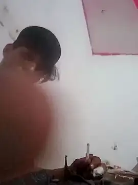 Snapshot of raiu1257 chatting on September 2025 03:01:02 AM raiu1257 online show from September 2025 03:01:02 AM