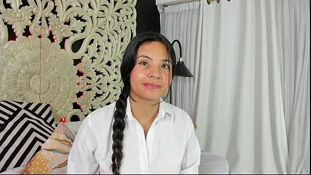 Snapshot of Mindy_sweety chatting on May 2026 01:07:01 PM Mindy sweety online show from May 2026 01:07:01 PM