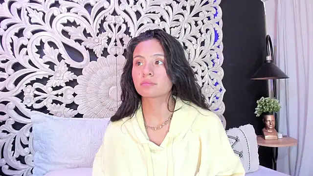 Snapshot of Mindy_sweety chatting on October 2025 11:51:01 AM Mindy sweety online show from October 2025 11:51:01 AM