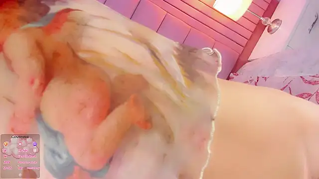 Baddinner online show from April 2026 12:52:01 PM