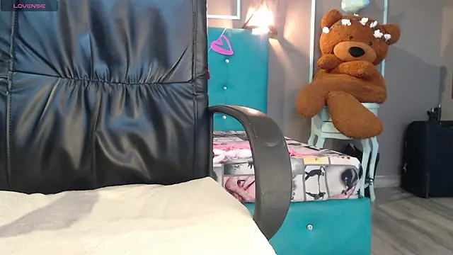 engel devil online show from February 2026 01:02:01 PM