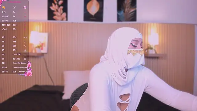 cloe sirena online show from February 2026 02:05:01 PM