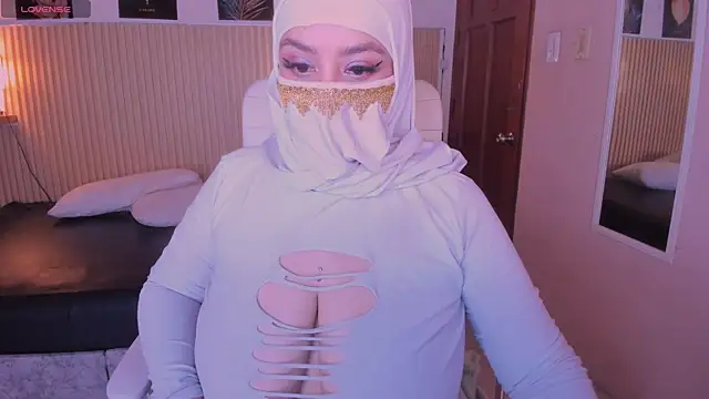 cloe sirena online show from July 2026 02:46:02 PM