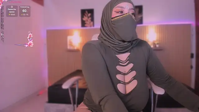 cloe sirena online show from April 2026 01:58:02 PM