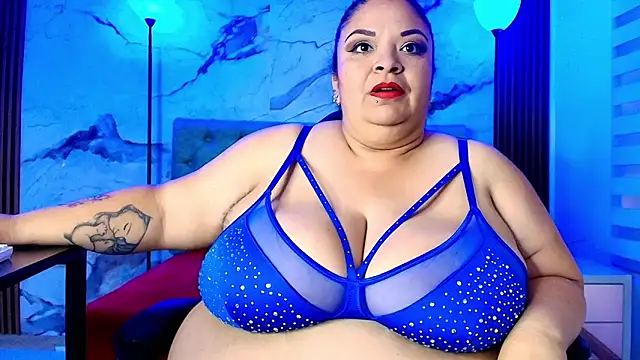 ANAMARIARIOS online show from April 2026 08:00:02 PM