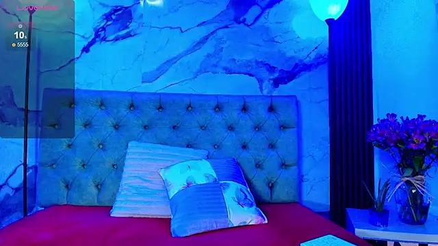 ANAMARIARIOS online show from March 2026 07:43:02 PM