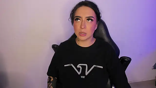 AnnikaMerliahh  online show from September 2025 04:41:01 AM