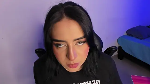 AnnikaMerliahh  online show from September 2025 04:35:02 AM