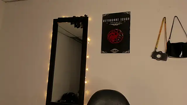 AnnikaMerliahh  online show from February 2026 12:51:02 PM