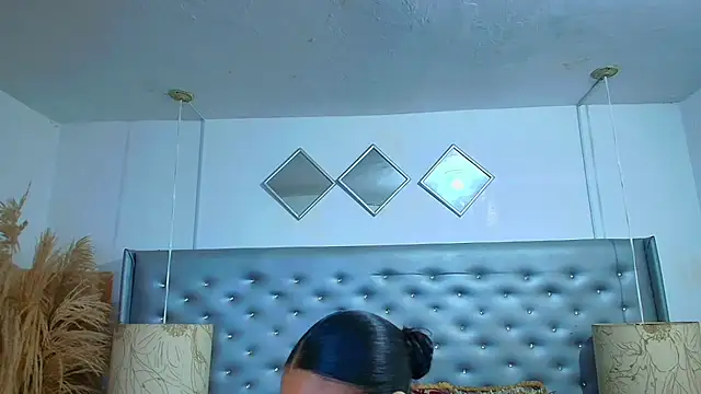 EileenBenzon online show from November 2025 06:12:02 PM