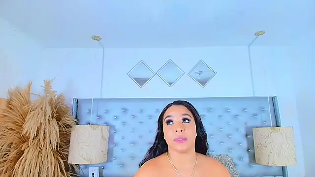 EileenBenzon online show from October 2025 05:30:01 AM