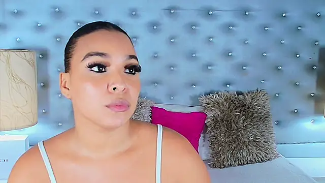 EileenBenzon online show from March 2025 03:22:02 AM