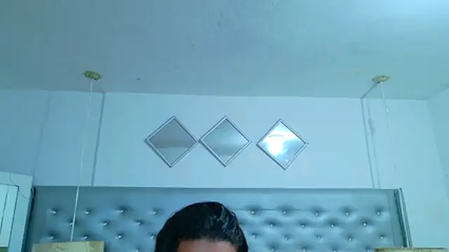 EileenBenzon online show from April 2026 12:34:01 PM