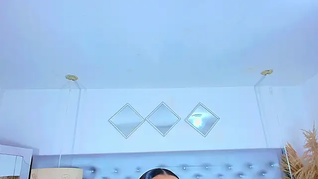 EileenBenzon online show from February 2026 05:05:01 AM