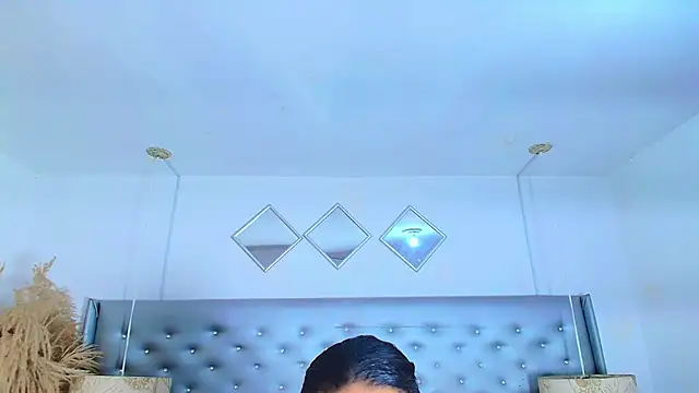 EileenBenzon online show from September 2025 03:19:02 PM