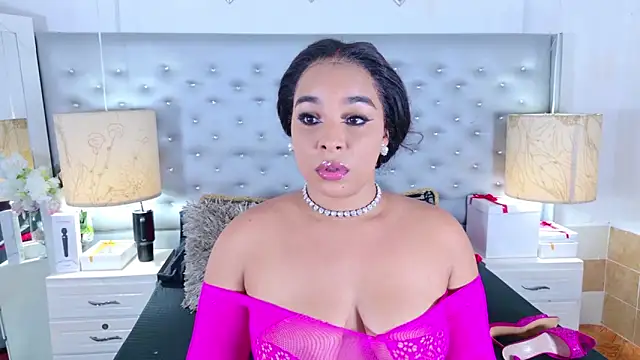 EileenBenzon online show from April 2026 04:19:01 AM