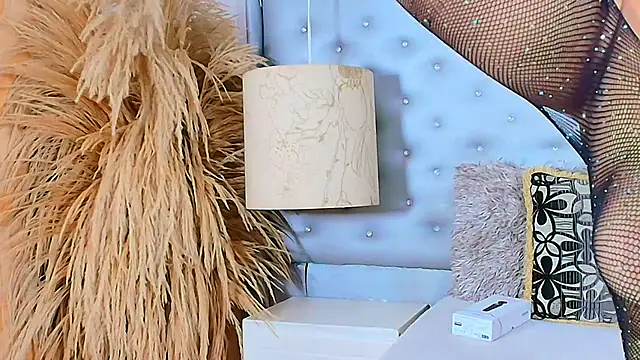 EileenBenzon online show from October 2025 05:08:01 AM