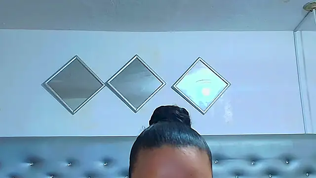 EileenBenzon online show from November 2025 02:43:02 PM