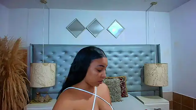 EileenBenzon online show from January 2026 06:23:01 PM