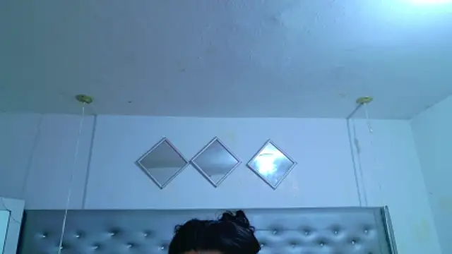 EileenBenzon online show from May 2026 02:09:01 PM