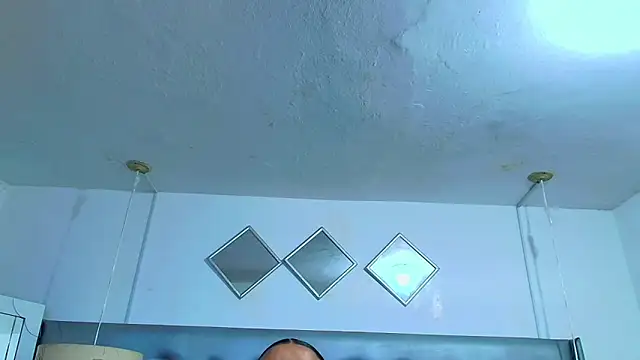 EileenBenzon online show from March 2026 02:27:01 PM