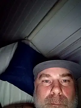 bluejay2891 online show from April 2026 11:28:01 AM