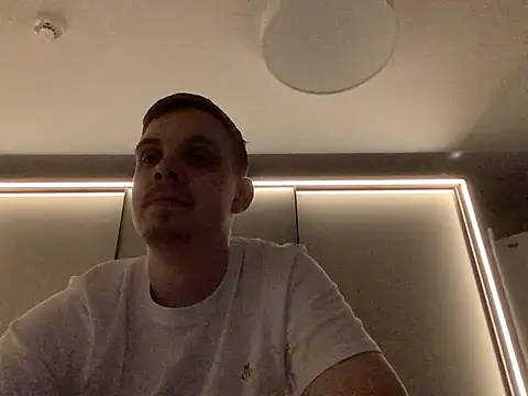 neilho1 online show from December 2024 07:11:02 PM