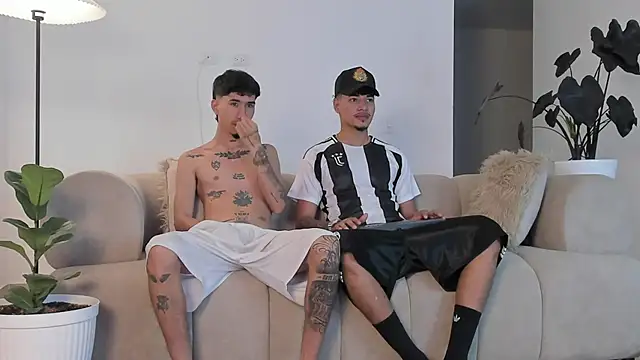 Ian and Noah online show from April 2026 11:29:02 PM