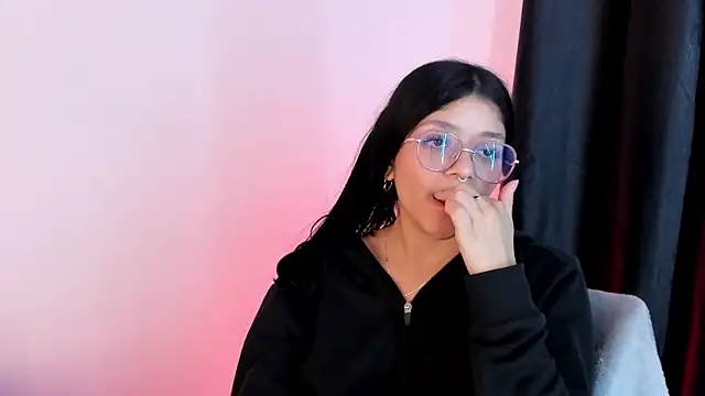 Snapshot of lana_dol chatting on March 2025 03:29:02 PM lana dol online show from March 2025 03:29:02 PM