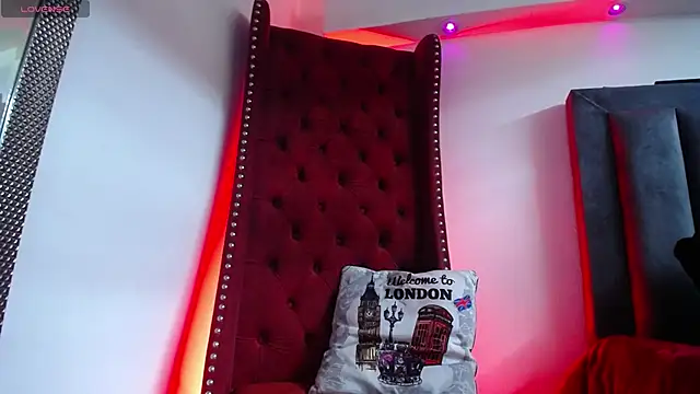 Snapshot of BiancaAntonelli chatting on November 2025 01:26:01 PM BiancaAntonelli online show from November 2025 01:26:01 PM