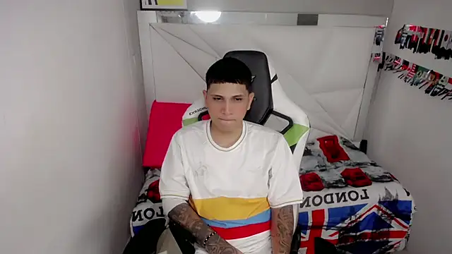 Brayan lopezz online show from May 2026 03:33:02 AM