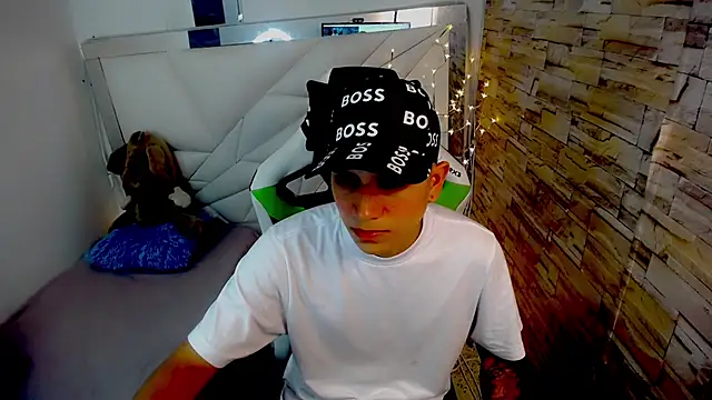 Snapshot of Brayan_lopezz chatting on March 2025 12:46:02 PM Brayan lopezz online show from March 2025 12:46:02 PM